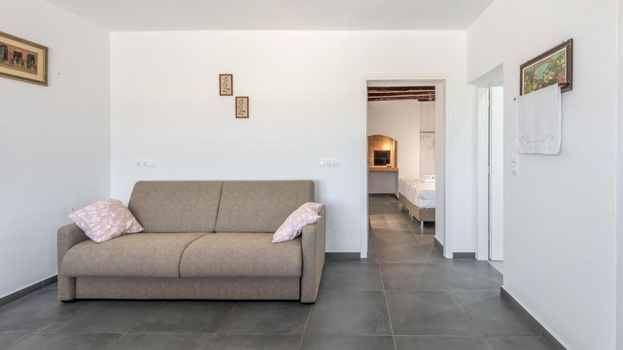 Milos Bay View Zefiria Exterior photo